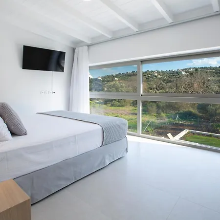 Luxury Elpis