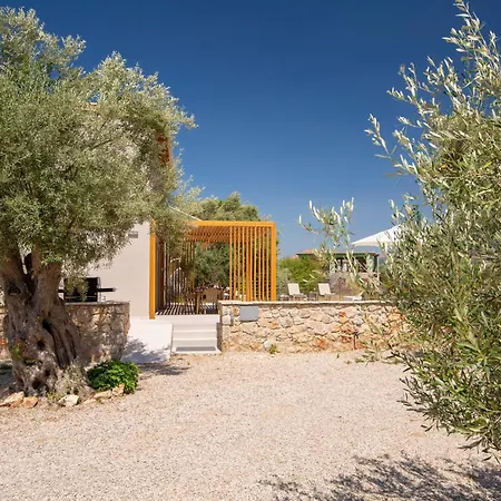 فيلة Luxury Elpis Lefkáda