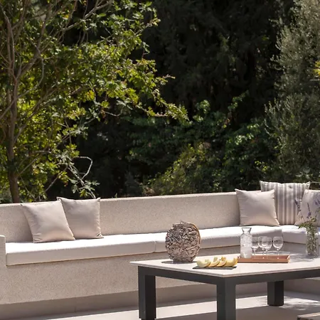 فيلة Luxury Elpis