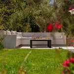 Luxury Elpis Villa *